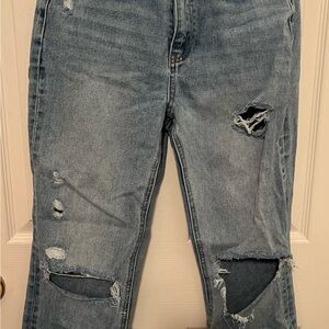 Casual Distressed Boyfriend Jeans in Light Blue